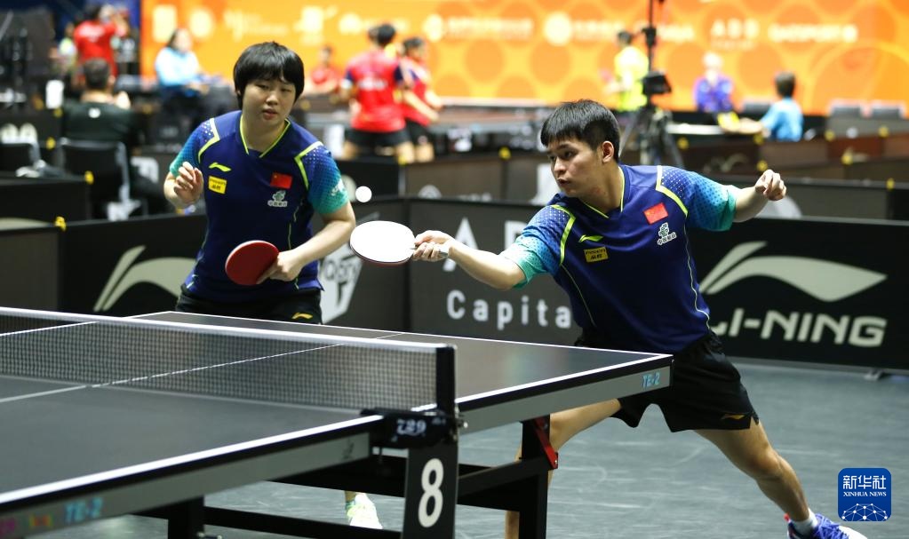 相比之下 相比之下