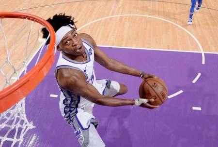 限于表面的 限于表面的